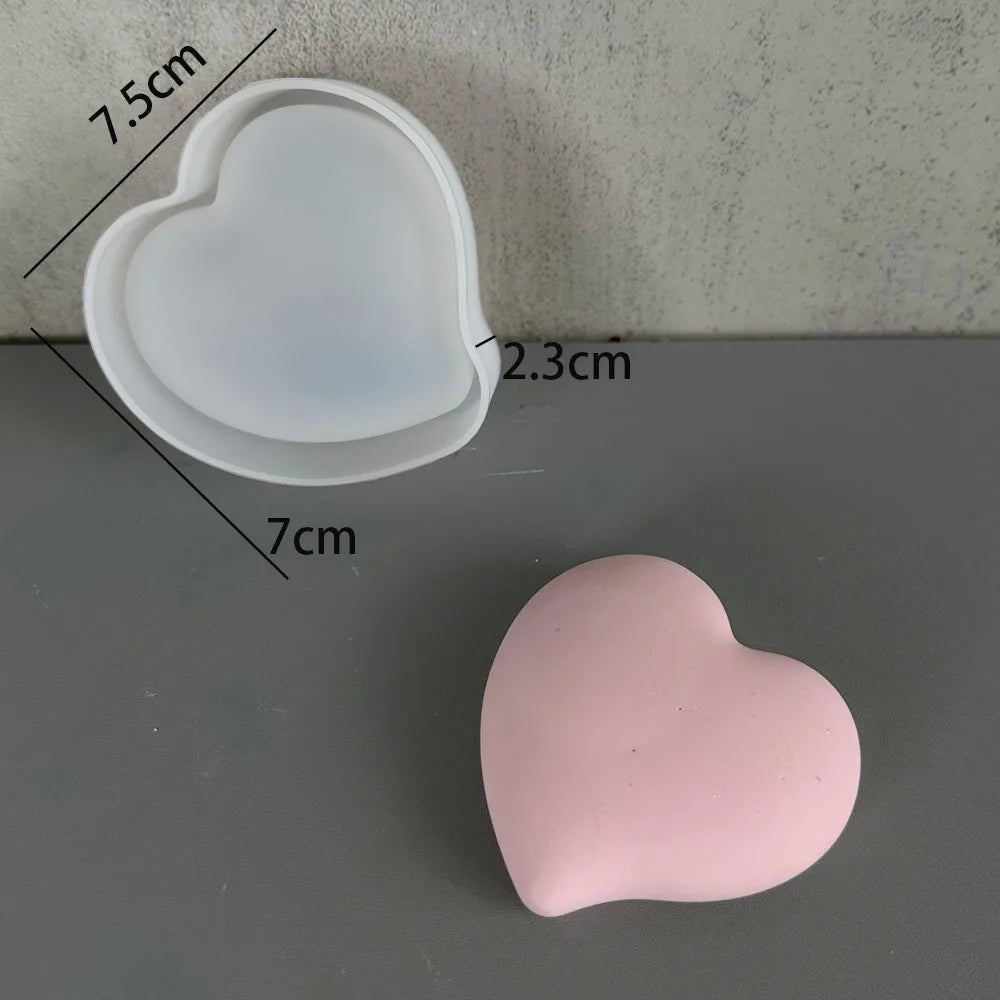 Moule à savon en silicone cœur – photo 3