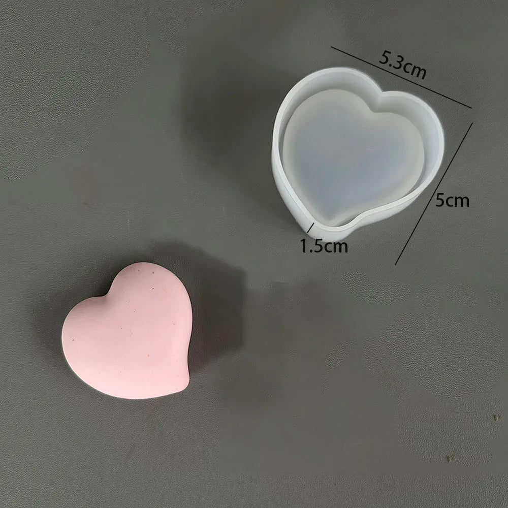 Moule à savon en silicone cœur – photo 4